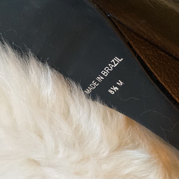 Absolutely Gorgeous Soft Buttery Black Leather Wedged Boots w/ADJUSTABLE Buckle - Picture 5 of 9